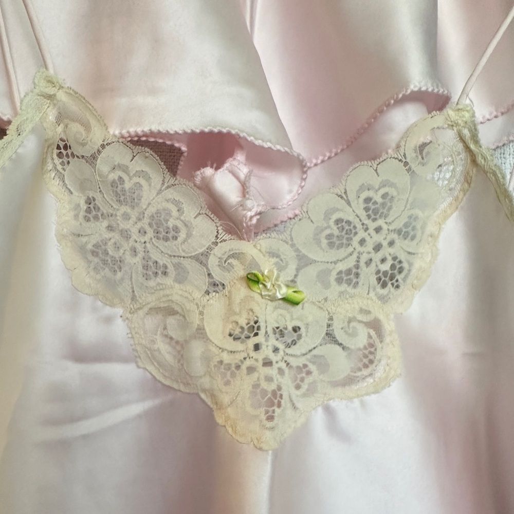 Vintage Honors Intimate Blush Lace PJ Set - M/L - Picture 4 of 9